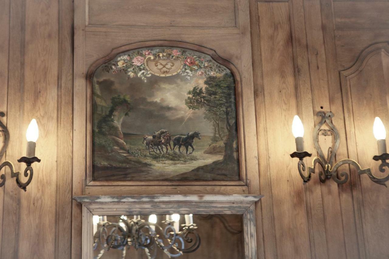 Le Manoir Des Chevaux Dores Le Neubourg Exterior foto